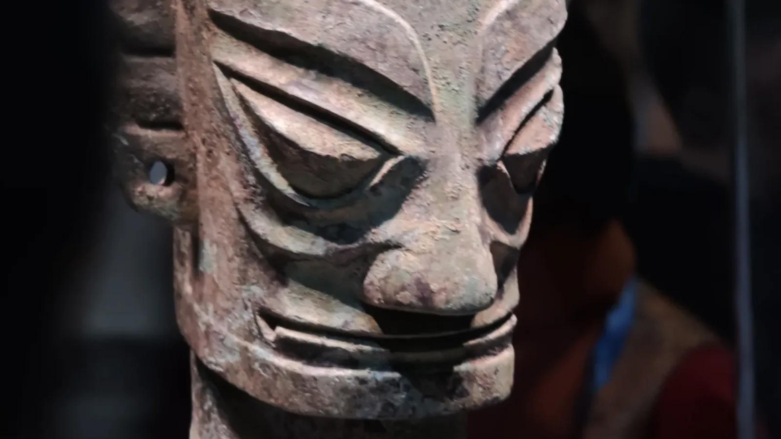 Ancient Shu bronze mask displayed at Chengdu Museum
